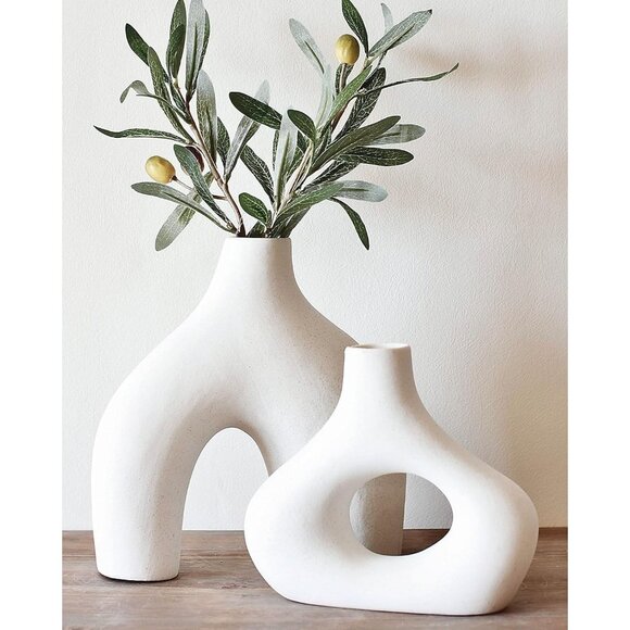 Carrot's Den Other - Carrot's Den Donut Vase Set Of 2 White Ceramic Minimalist Nordic Hollow New